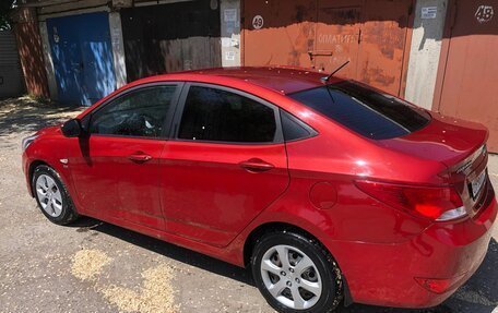 Hyundai Solaris II рестайлинг, 2016 год, 1 400 000 рублей, 25 фотография