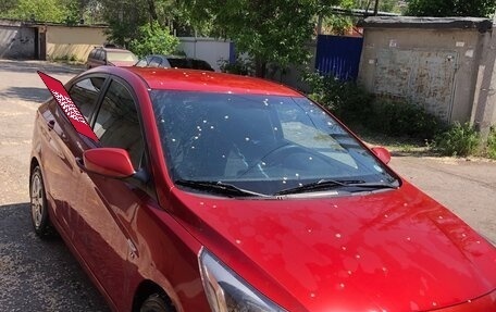Hyundai Solaris II рестайлинг, 2016 год, 1 400 000 рублей, 21 фотография