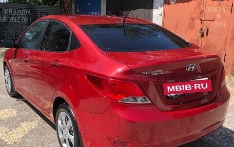 Hyundai Solaris II рестайлинг, 2016 год, 1 400 000 рублей, 26 фотография