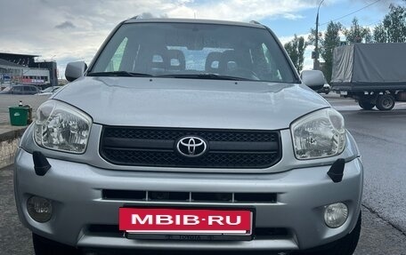 Toyota RAV4, 2003 год, 1 180 000 рублей, 2 фотография