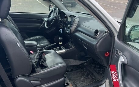 Toyota RAV4, 2003 год, 1 180 000 рублей, 8 фотография