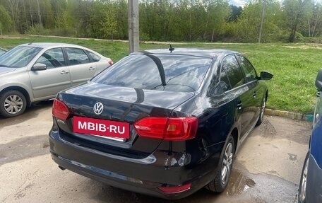 Volkswagen Jetta VI, 2012 год, 930 000 рублей, 2 фотография