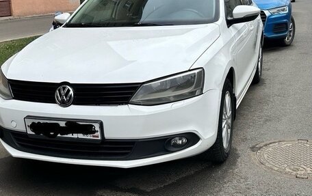 Volkswagen Jetta VI, 2013 год, 950 000 рублей, 7 фотография