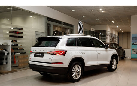 Skoda Kodiaq I, 2025 год, 5 200 000 рублей, 6 фотография