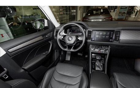 Skoda Kodiaq I, 2025 год, 5 200 000 рублей, 13 фотография