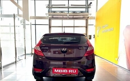 Hyundai Solaris II рестайлинг, 2011 год, 689 000 рублей, 5 фотография