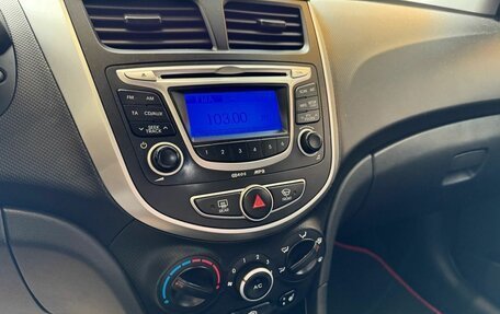 Hyundai Solaris II рестайлинг, 2011 год, 689 000 рублей, 18 фотография