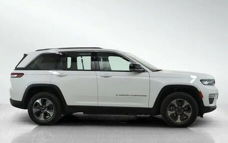 Jeep Grand Cherokee, 2022 год, 4 700 000 рублей, 6 фотография