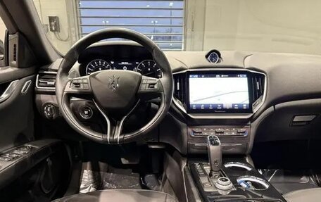 Maserati Ghibli, 2022 год, 6 300 000 рублей, 5 фотография
