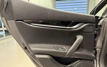 Maserati Ghibli, 2022 год, 6 300 000 рублей, 9 фотография