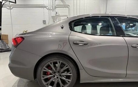 Maserati Ghibli, 2022 год, 6 300 000 рублей, 21 фотография