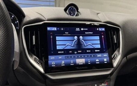 Maserati Ghibli, 2022 год, 6 300 000 рублей, 29 фотография