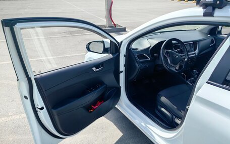 Hyundai Solaris II рестайлинг, 2018 год, 1 320 000 рублей, 12 фотография