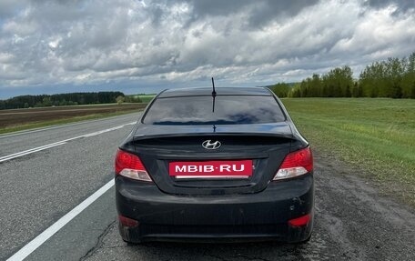 Hyundai Solaris II рестайлинг, 2012 год, 570 000 рублей, 4 фотография