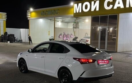 Hyundai Solaris II рестайлинг, 2021 год, 1 490 000 рублей, 3 фотография