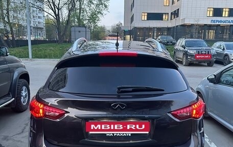 Infiniti FX II, 2012 год, 2 100 000 рублей, 25 фотография
