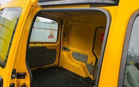 Renault Kangoo II рестайлинг, 2002 год, 350 000 рублей, 9 фотография