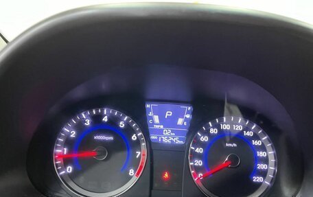 Hyundai Solaris II рестайлинг, 2012 год, 785 000 рублей, 11 фотография