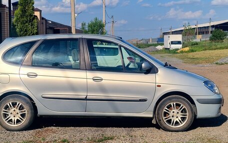 Renault Scenic III, 2003 год, 650 000 рублей, 3 фотография