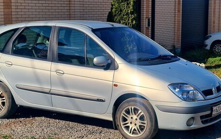 Renault Scenic III, 2003 год, 650 000 рублей, 2 фотография