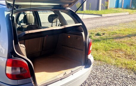 Renault Scenic III, 2003 год, 650 000 рублей, 12 фотография