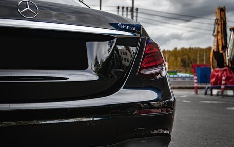 Mercedes-Benz E-Класс, 2019 год, 4 100 000 рублей, 10 фотография