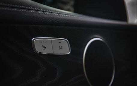 Mercedes-Benz E-Класс, 2019 год, 4 100 000 рублей, 32 фотография