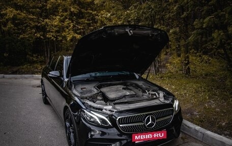 Mercedes-Benz E-Класс, 2019 год, 4 100 000 рублей, 39 фотография