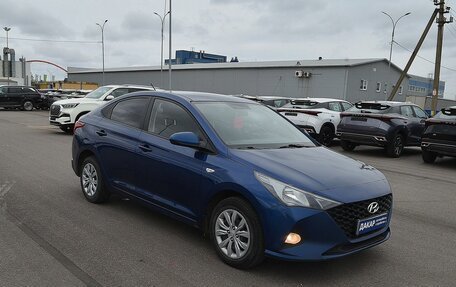Hyundai Solaris II рестайлинг, 2021 год, 1 280 000 рублей, 2 фотография