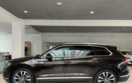 Volkswagen Touareg III, 2019 год, 3 850 000 рублей, 9 фотография