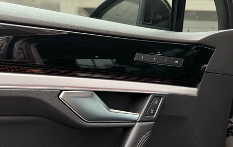 Volkswagen Touareg III, 2019 год, 3 850 000 рублей, 14 фотография
