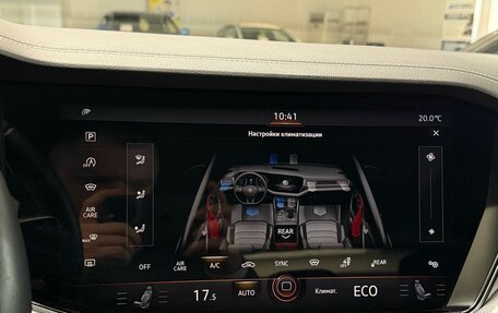 Volkswagen Touareg III, 2019 год, 3 850 000 рублей, 34 фотография