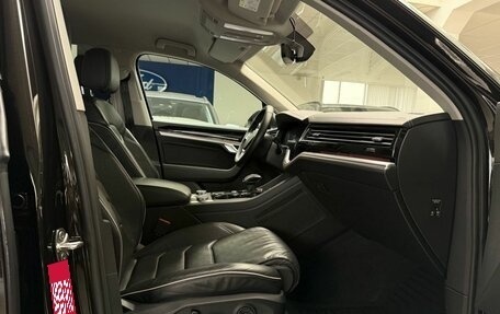 Volkswagen Touareg III, 2019 год, 3 850 000 рублей, 28 фотография