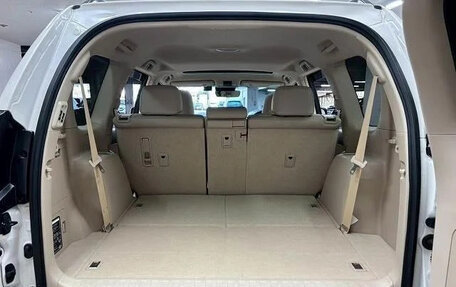 Toyota Land Cruiser Prado 150 рестайлинг 2, 2021 год, 3 585 777 рублей, 17 фотография