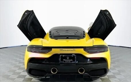 Maserati MC20, 2022 год, 19 000 000 рублей, 9 фотография