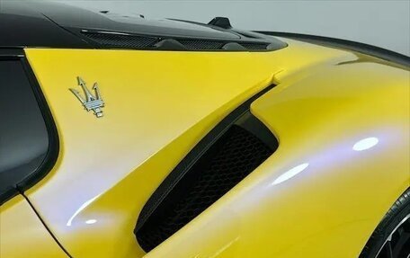 Maserati MC20, 2022 год, 19 000 000 рублей, 14 фотография