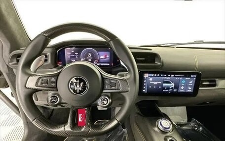 Maserati MC20, 2022 год, 19 000 000 рублей, 18 фотография