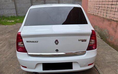 Renault Logan I, 2010 год, 600 000 рублей, 3 фотография