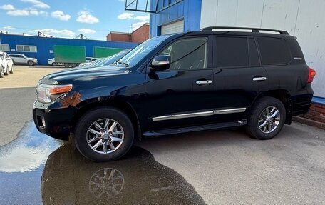Toyota Land Cruiser 200, 2015 год, 4 100 000 рублей, 3 фотография