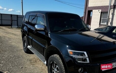 Mitsubishi Pajero IV, 2009 год, 2 535 000 рублей, 3 фотография