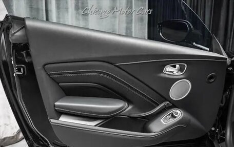Aston Martin V8 Vantage IV, 2022 год, 16 600 000 рублей, 20 фотография