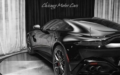 Aston Martin V8 Vantage IV, 2022 год, 16 600 000 рублей, 24 фотография