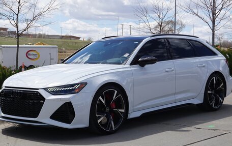 Audi RS 6, 2022 год, 15 862 000 рублей, 3 фотография
