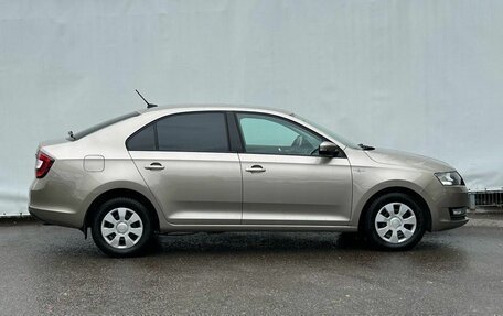 Skoda Rapid I, 2018 год, 1 080 000 рублей, 4 фотография
