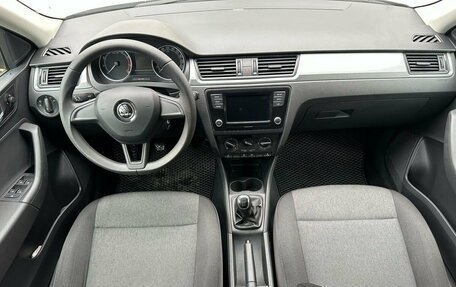 Skoda Rapid I, 2018 год, 1 080 000 рублей, 11 фотография