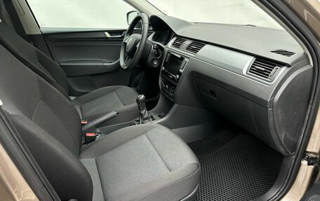Skoda Rapid I, 2018 год, 1 080 000 рублей, 13 фотография