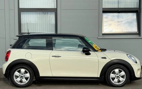 MINI Hatch, 2017 год, 1 770 000 рублей, 4 фотография