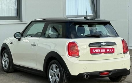 MINI Hatch, 2017 год, 1 770 000 рублей, 7 фотография