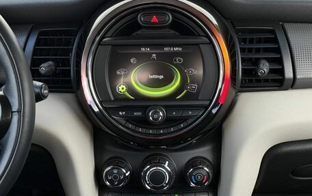 MINI Hatch, 2017 год, 1 770 000 рублей, 15 фотография