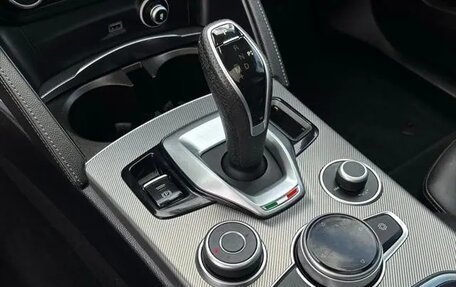 Alfa Romeo Stelvio, 2022 год, 4 505 254 рублей, 17 фотография